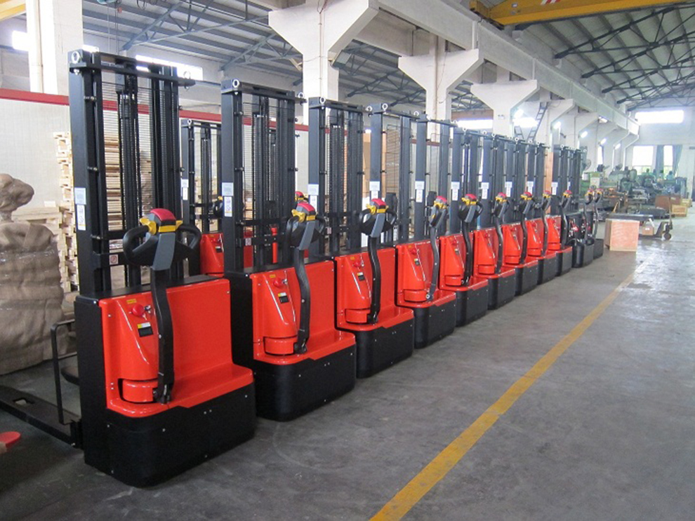 CDD-ES full electric stacker